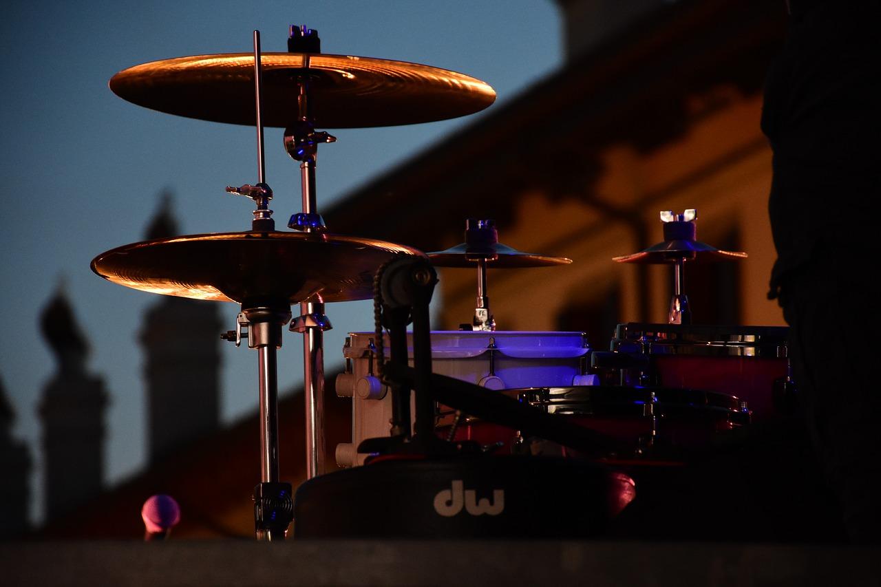 10 Drummers Who Notoriously Have Awesome Drum Sets