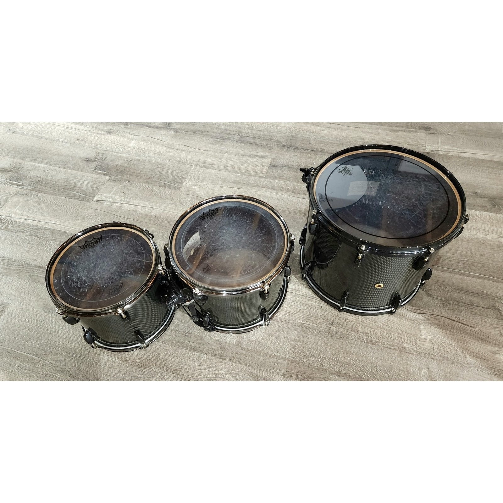 Used Pearl Masterworks 6pc Carbon Ply Drum Set