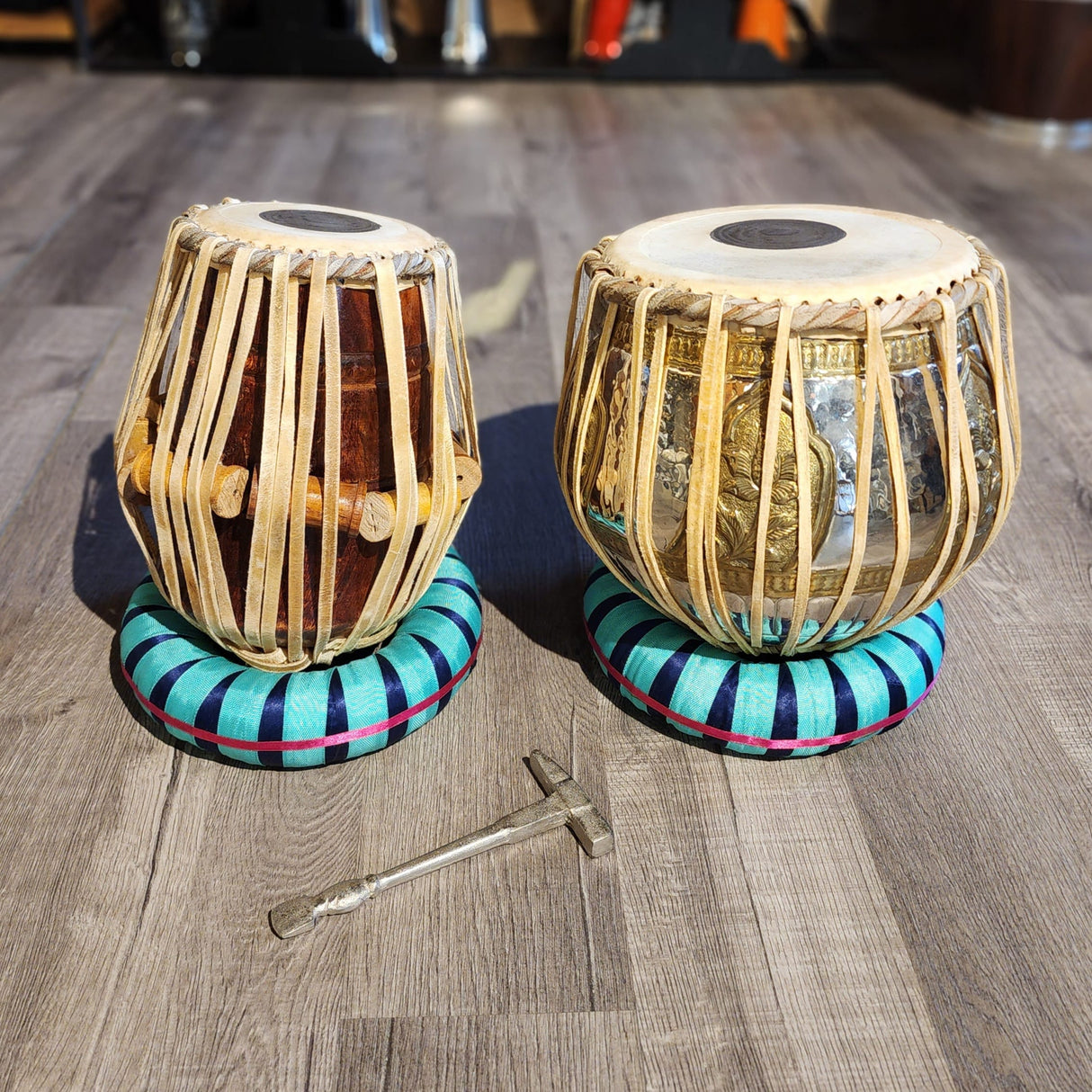 Used Tabla Set w/Cushions, Covers & Case