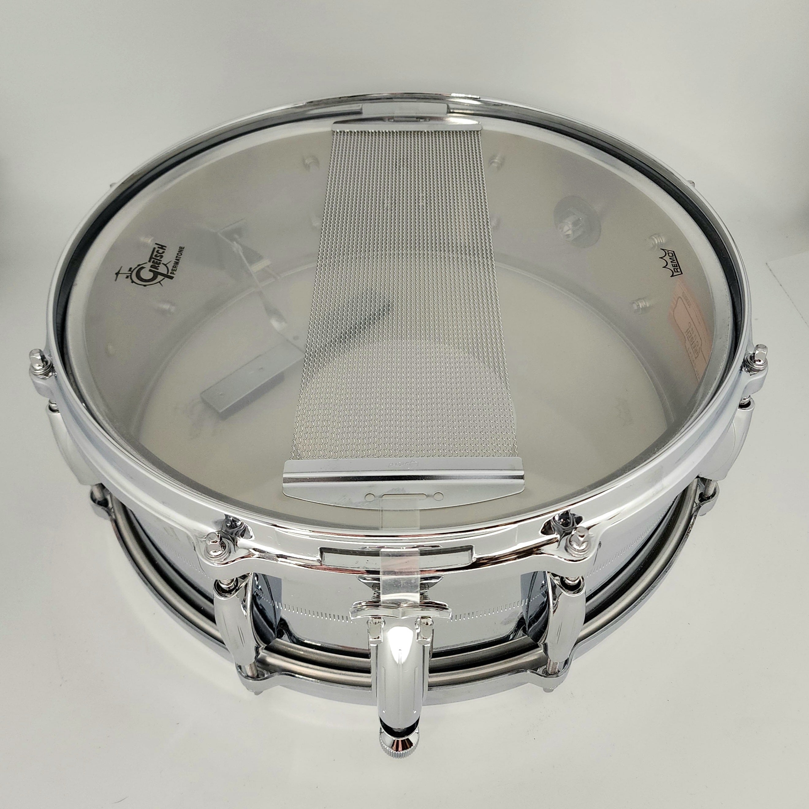 Used Gretsch USA Custom Chrome Over Brass 14x5 w/Internal Muffler