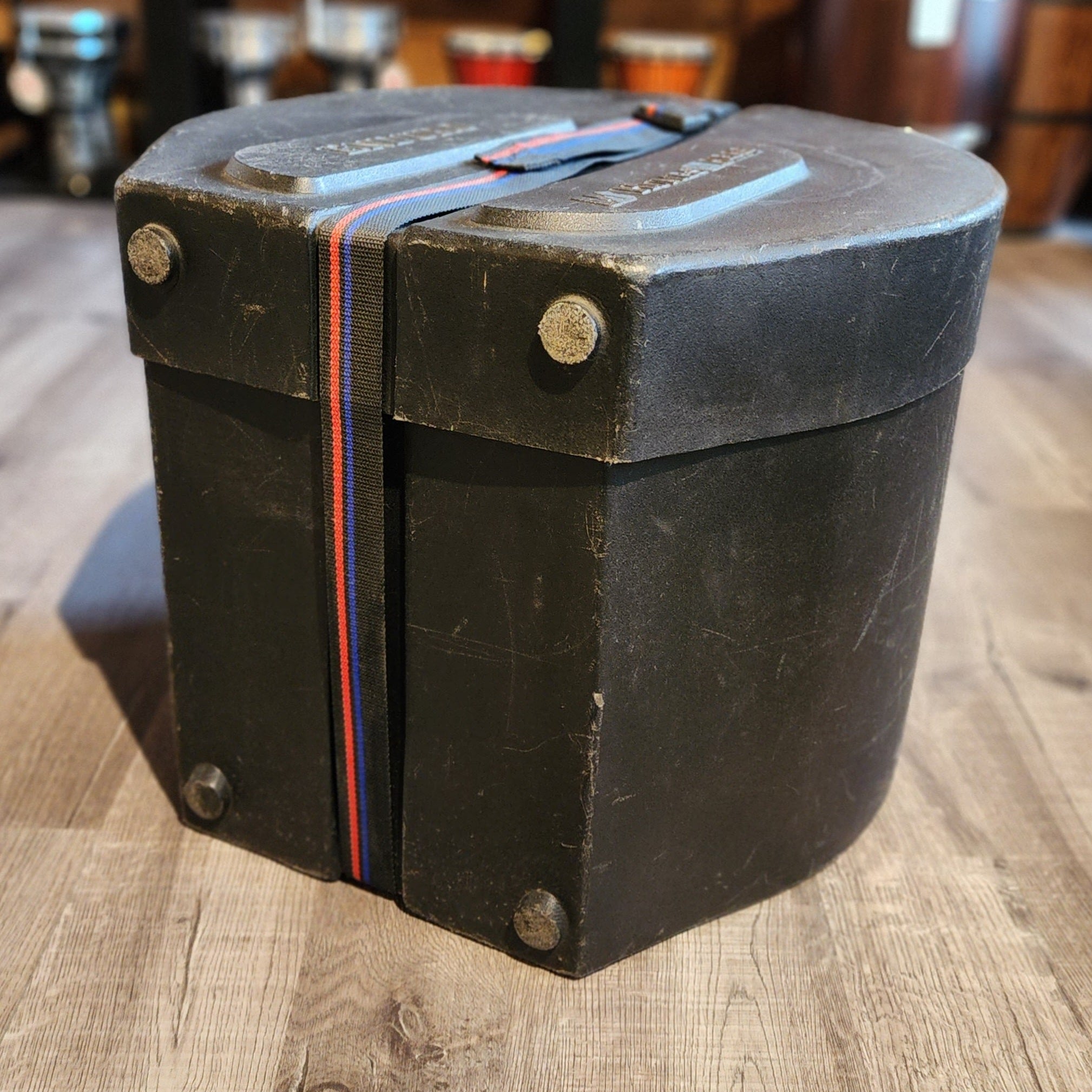 Used Humes & Berg Enduro Hard Shell Drum Case 16x14