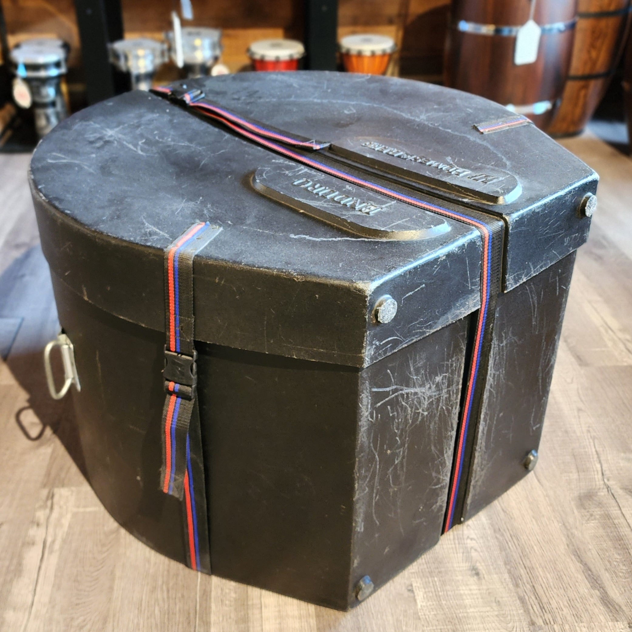 Used Humes & Berg Enduro Hard Shell Drum Case 26x16