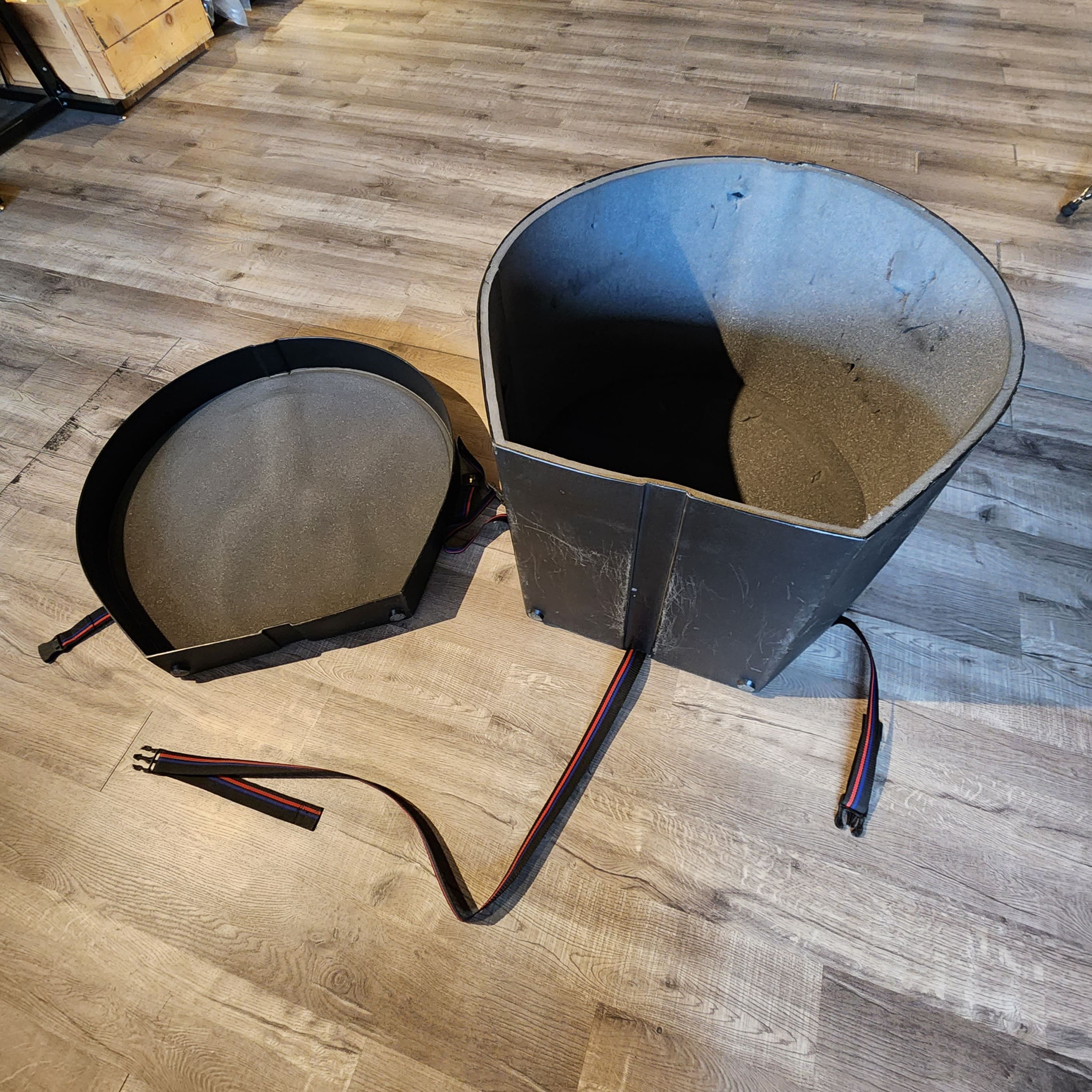 Used Humes & Berg Enduro Hard Shell Drum Case 26x16