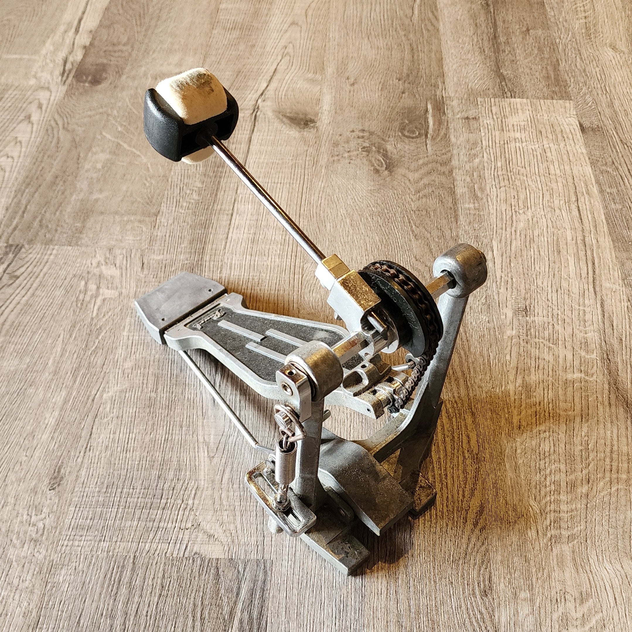 Used Pearl Single Chain Bass Drum Pedal