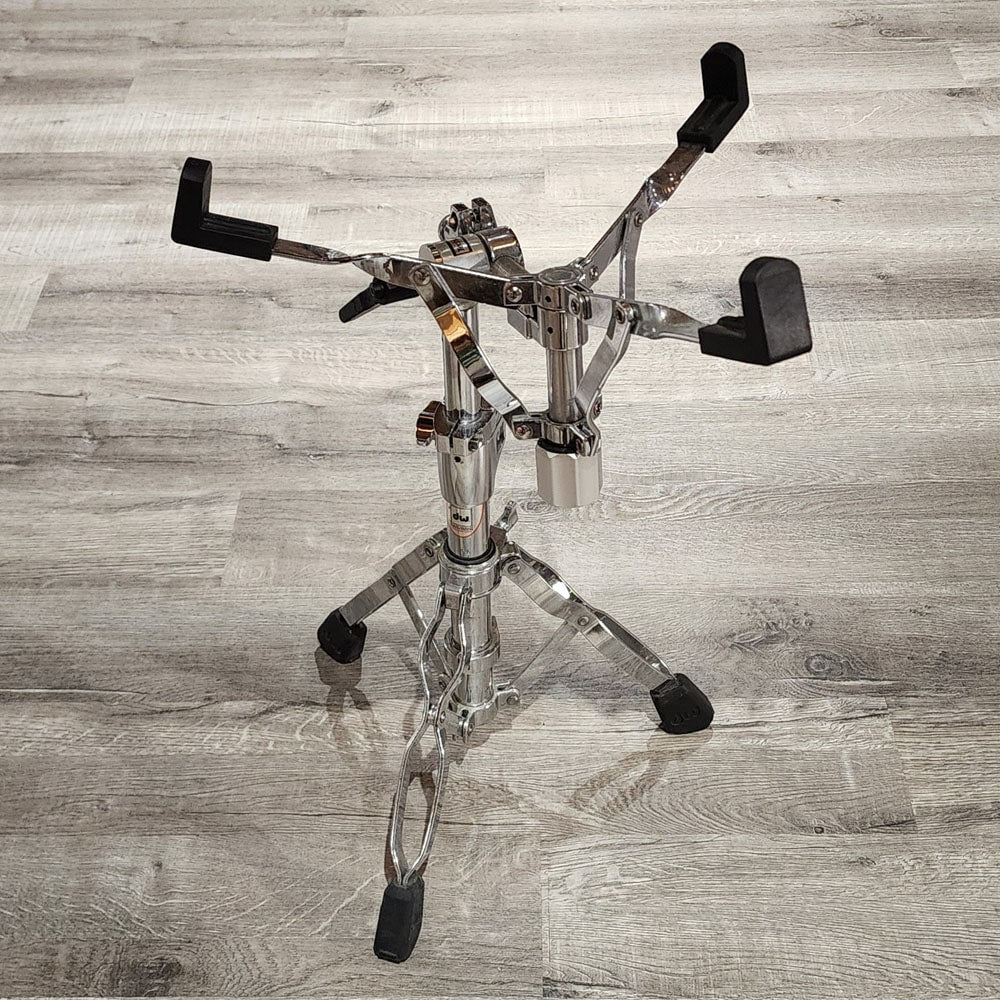 Used DW 9000 Heavy Duty Snare Stand - Very Good - Drum Center Of Portsmouth