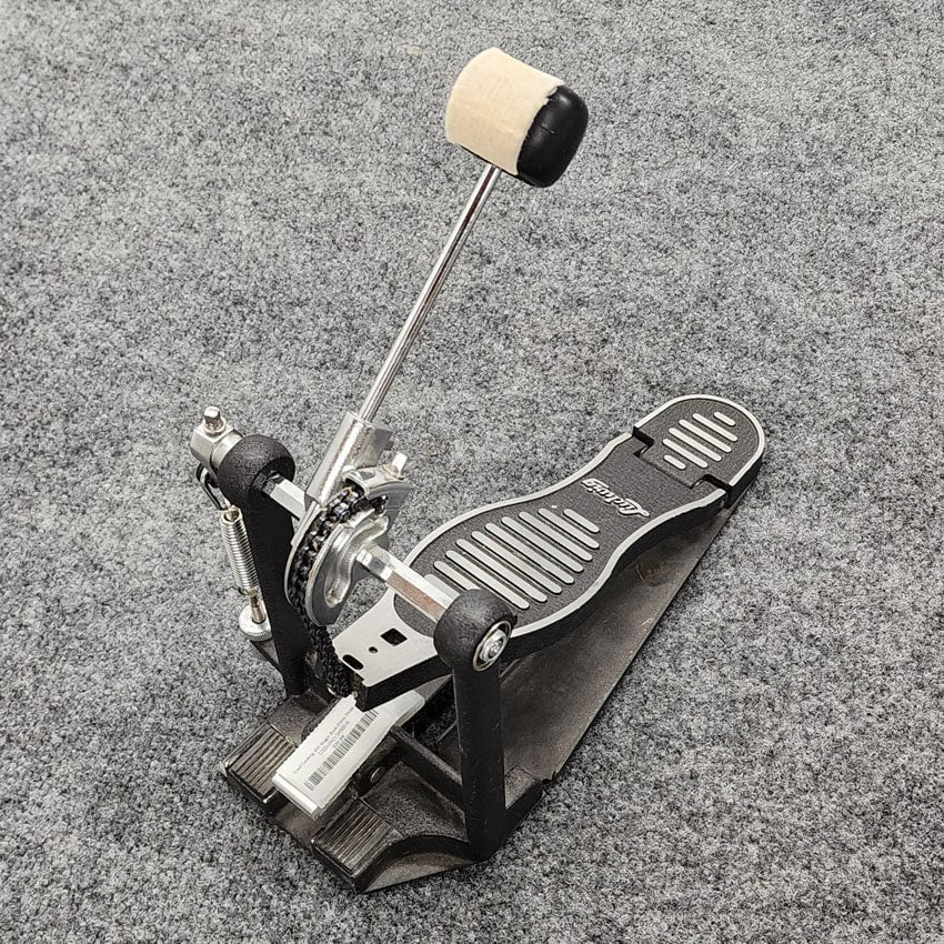 Used Ludwig 400 Single Bass Drum Pedal - Good - Drum Center Of Portsmouth