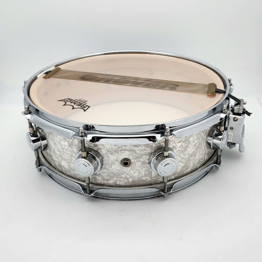 Used DW Collectors Maple Snare Drum 14x5.5 White Marine Pearl - Good - Drum Center Of Portsmouth