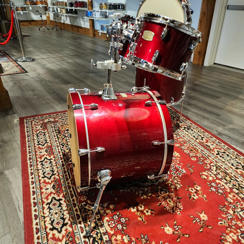 Used Yamaha Stage Custom Birch 5pc Drum Set Cranberry Red - Good