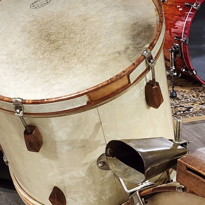 Used Vintage Slingerland Radio King "Rolling Bomber" Drum Set White Pearl - Good - Drum Center Of Portsmouth