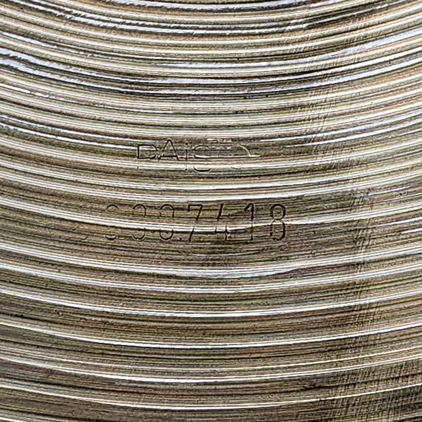Used Paiste Signature Traditionals Medium Light Swish Cymbal 22" 2054 grams - Fair - Drum Center Of Portsmouth