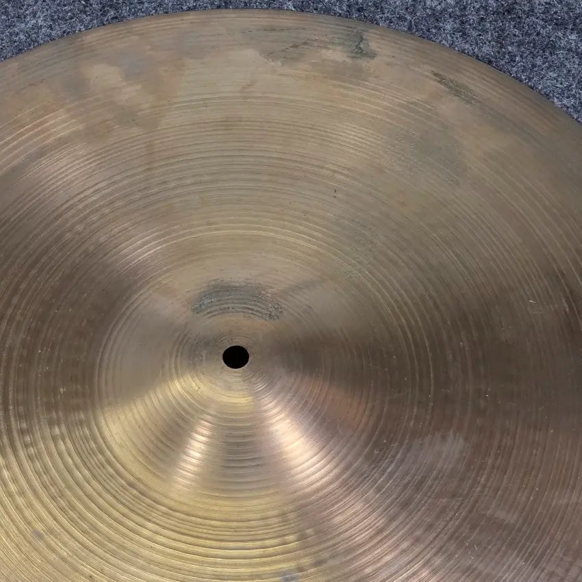 Used Zildjian A Medium Ride Cymbal 20" 2370 grams - Good - Drum Center Of Portsmouth
