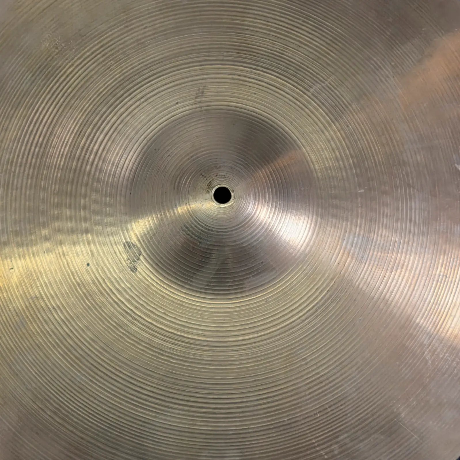 Used Zildjian A Medium Ride Cymbal 20" - Good - Drum Center Of Portsmouth