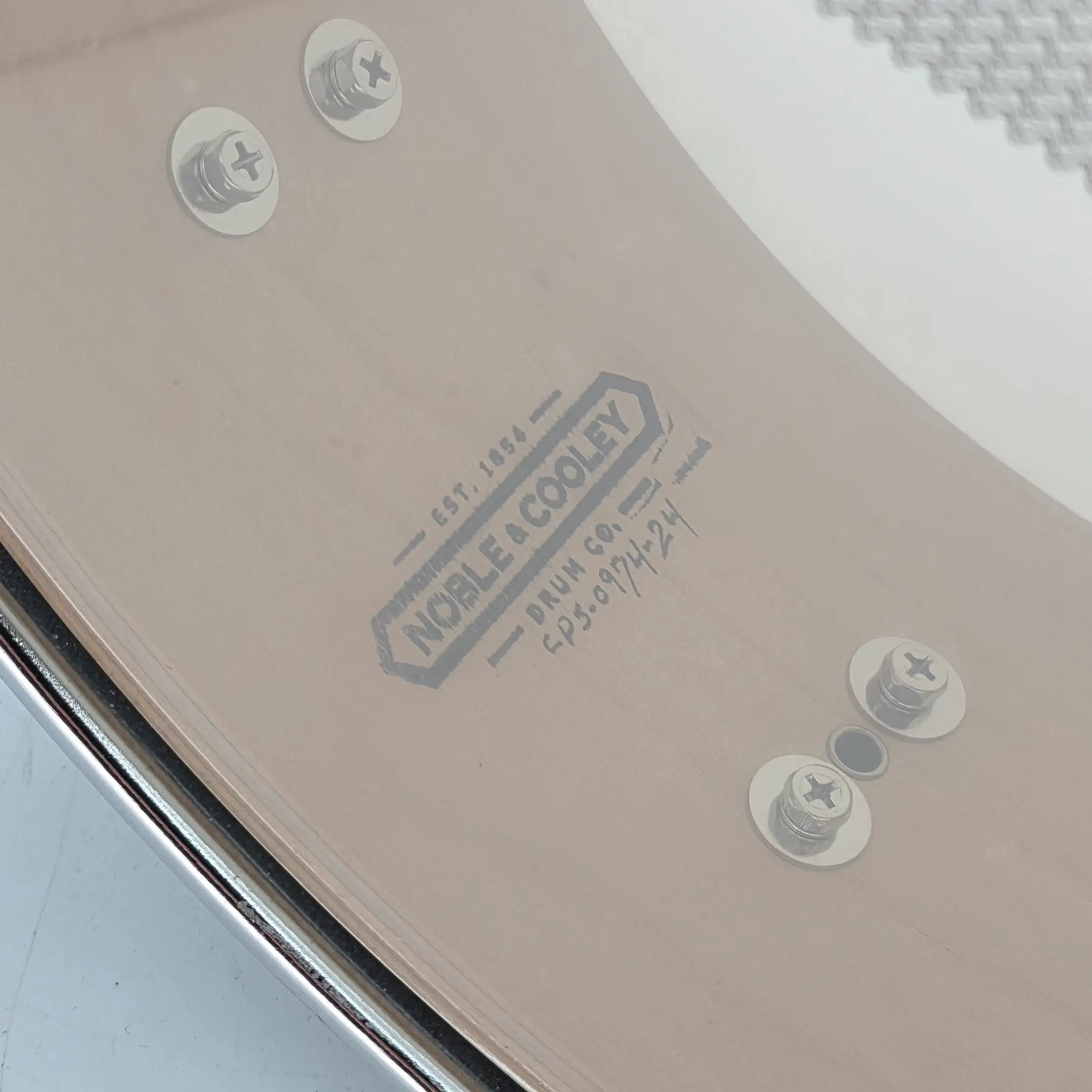 Used Noble & Cooley CD Maple Snare Drum 14x5 Silver Sparkle - Excellent - Drum Center Of Portsmouth