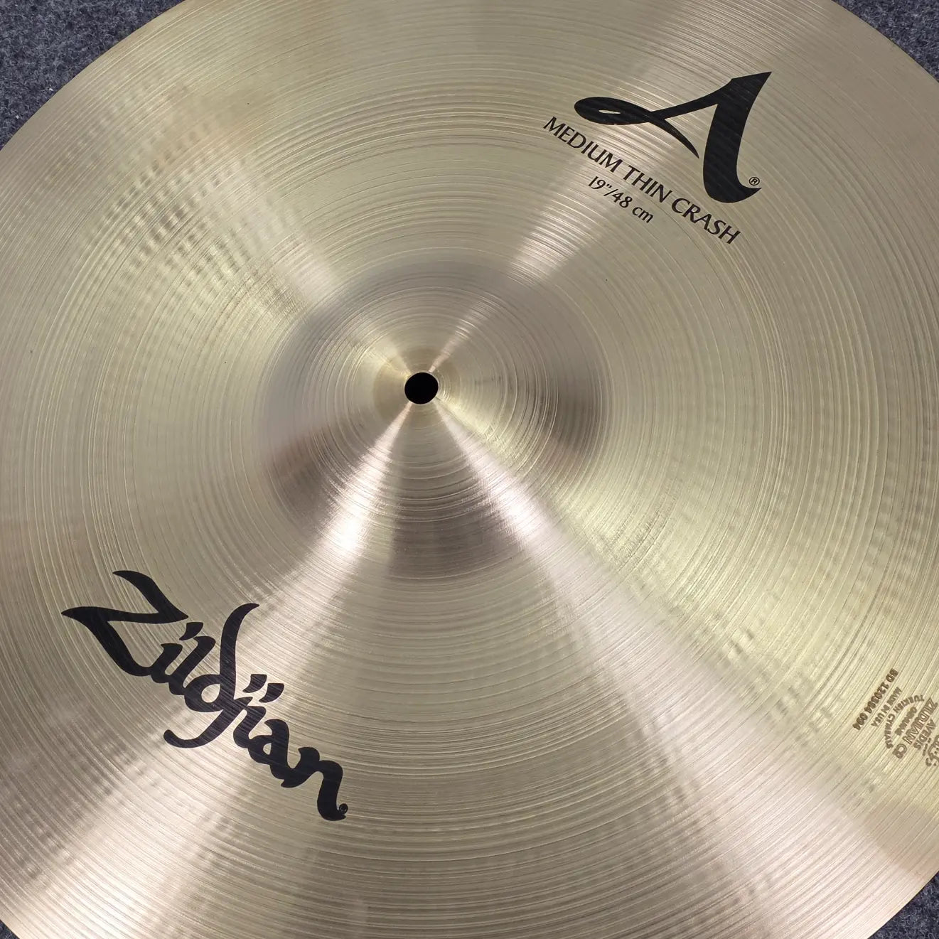 Used Zildjian A Medium Thin Crash Cymbal 19" - Excellent - Drum Center Of Portsmouth