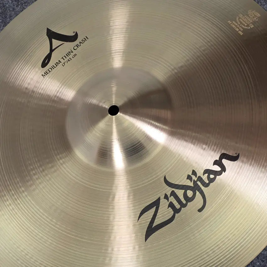Used Zildjian A Medium Thin Crash Cymbal 17 - Excellent - Drum Center Of Portsmouth