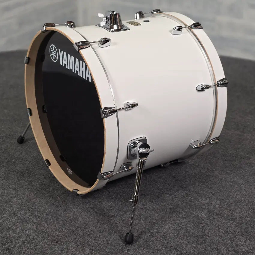 Used Yamaha Stage Custom Bass Drum 22x17 Pure White - Very Good - Drum Center Of Portsmouth