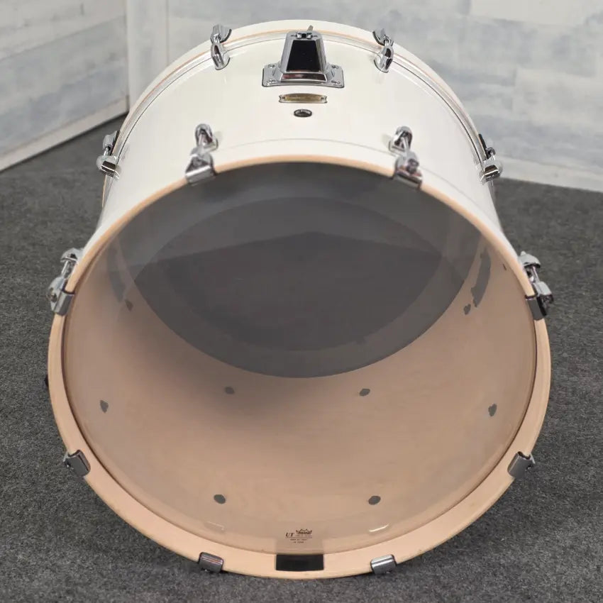 Used Yamaha Stage Custom Bass Drum 22x17 Pure White - Very Good - Drum Center Of Portsmouth