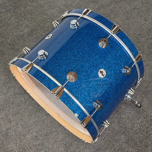 Used DW Collectors VLT 333 Maple Bass Drum 24x16 Blue Glass - Very Goo