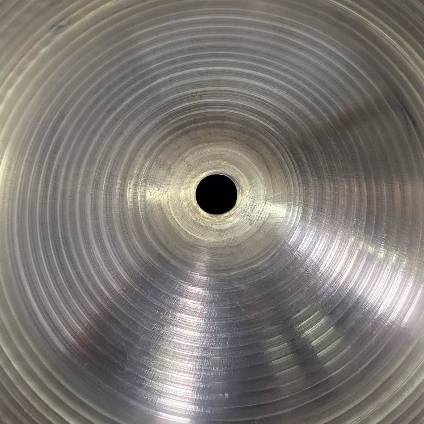 Used Vintage Zildjian A Crash Cymbal 18" 1448 grams - Very Good - Drum Center Of Portsmouth