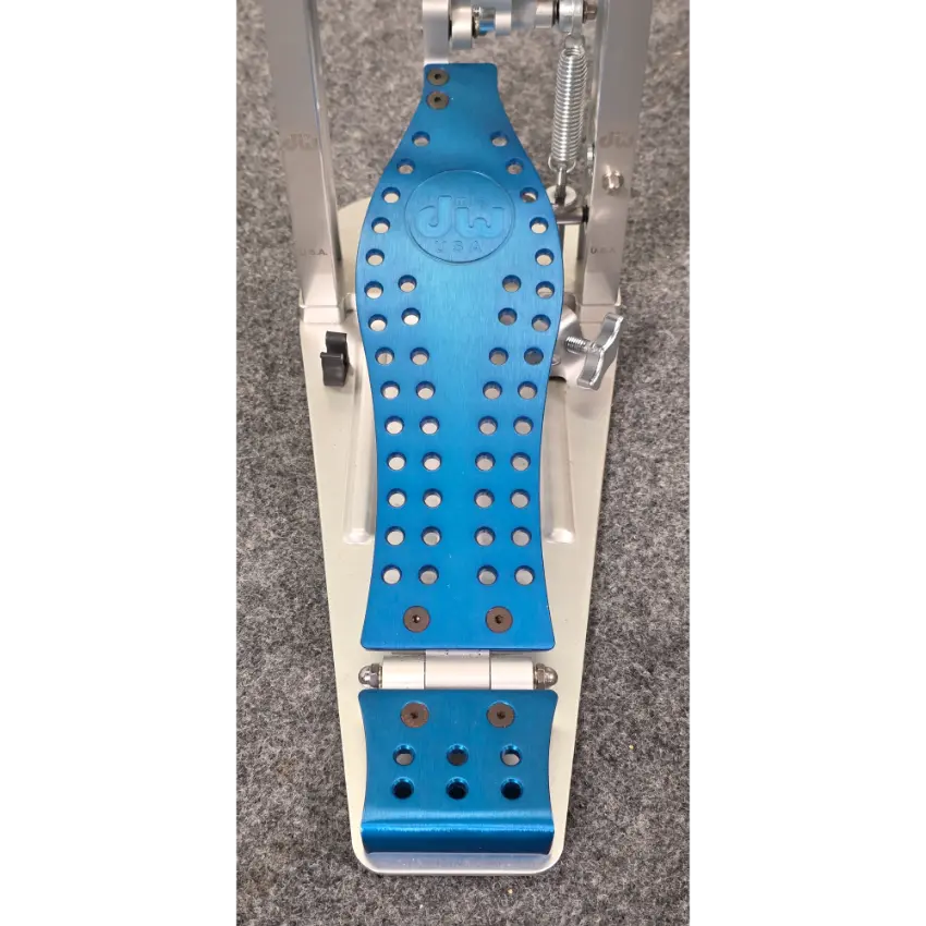 Used DW Machined Direct Single Bass Drum Pedal, Blue - Very Good - Drum Center Of Portsmouth