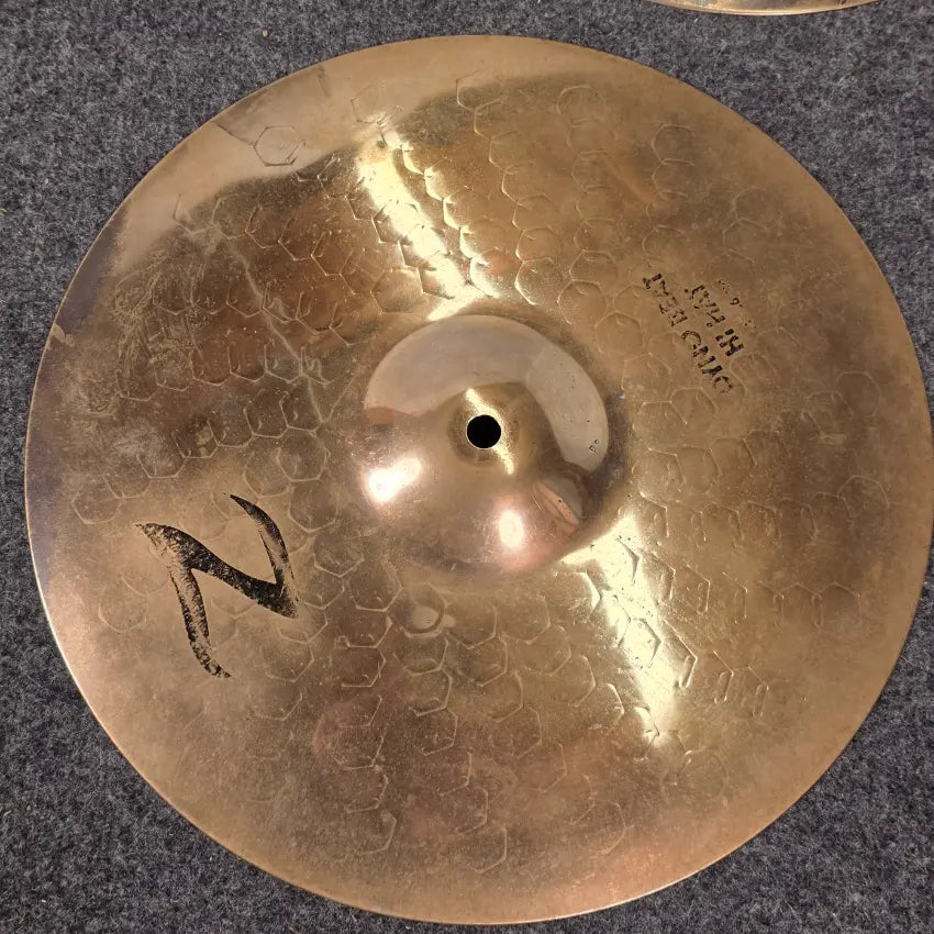 Used Zildjian Z Dyno Beat Hi Hat Cymbals 14" - Good - Drum Center Of Portsmouth