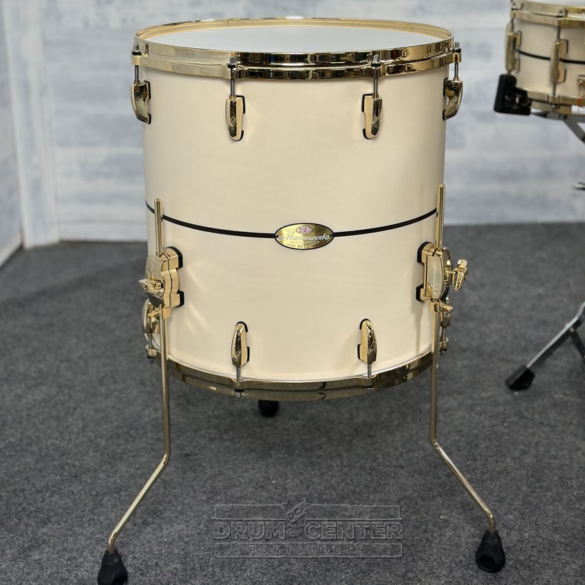 Pearl Masterworks 5pc Maple/Gum Drum Set Tiramisu w/Barnwood Inlay & Gold Hw - Drum Center Of Portsmouth