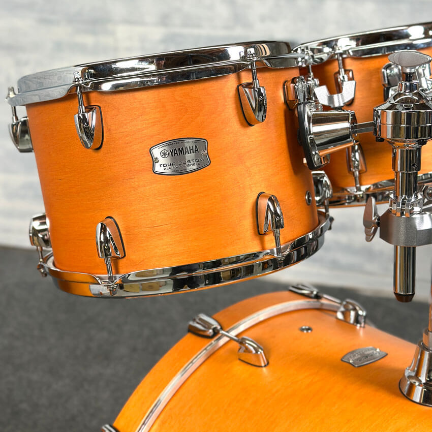 Used Yamaha Tour Custom Maple 4pc Drum Set w/22BD Caramel Satin - Very Good - Drum Center Of Portsmouth