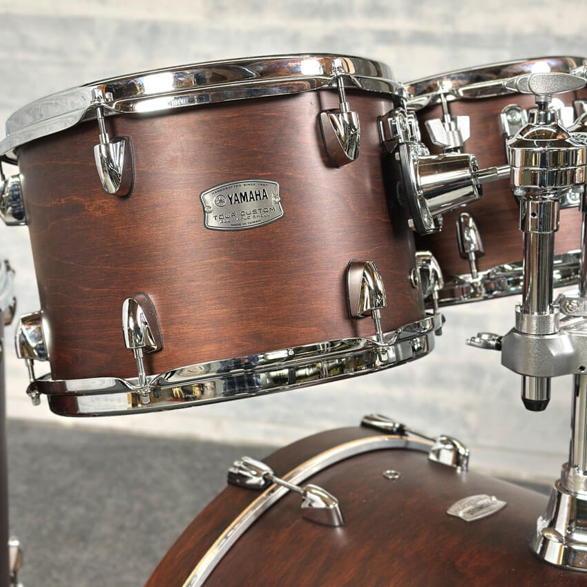 Used Yamaha Tour Custom Maple 4pc Drum Set w/22BD Chocolate Satin - Very Good - Drum Center Of Portsmouth