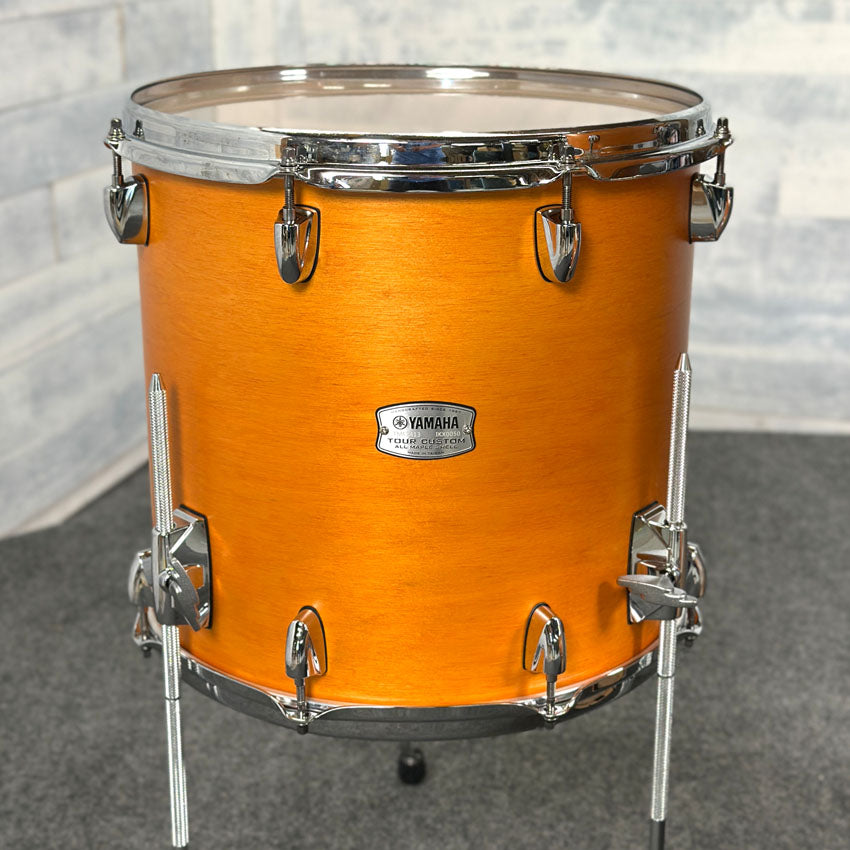 Used Yamaha Tour Custom Maple 4pc Drum Set w/20BD Caramel Satin - Very Good - Drum Center Of Portsmouth