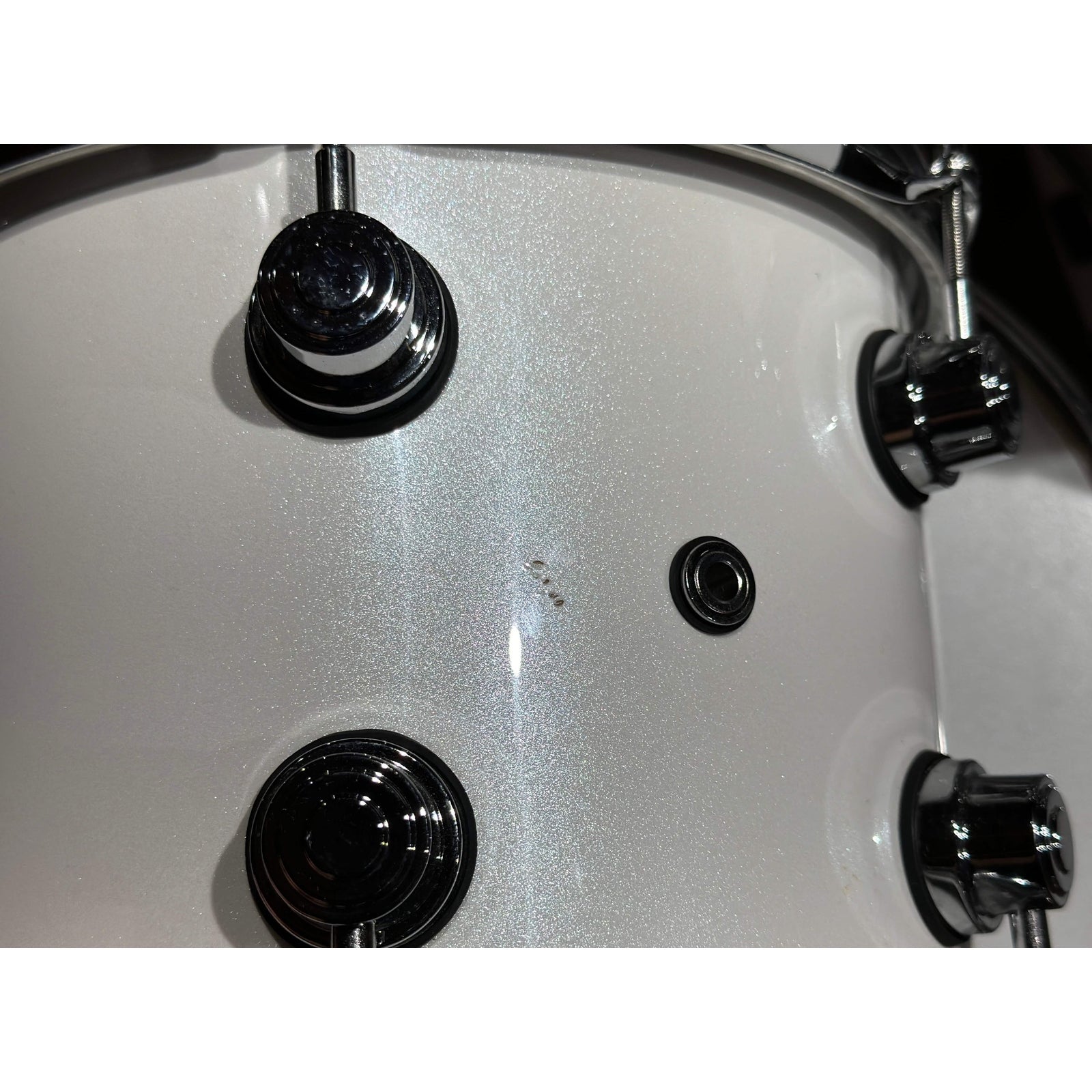 Used DW Performance Series 4pc Drum Set White Sparkle - Very Good