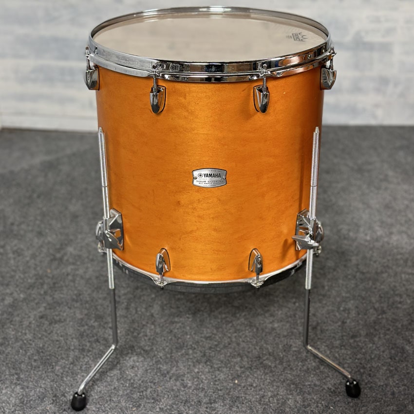 Used Yamaha Tour Custom Maple 4pc Drum Set w/22BD Caramel Satin - Drum Center Of Portsmouth