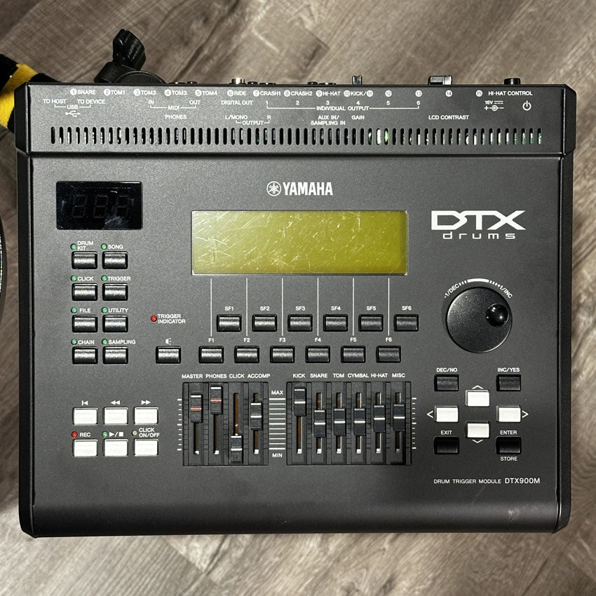 Used Yamaha DTX900 Electronic Drum Set w/Gibraltar Pad Case - Very Good - Drum Center Of Portsmouth