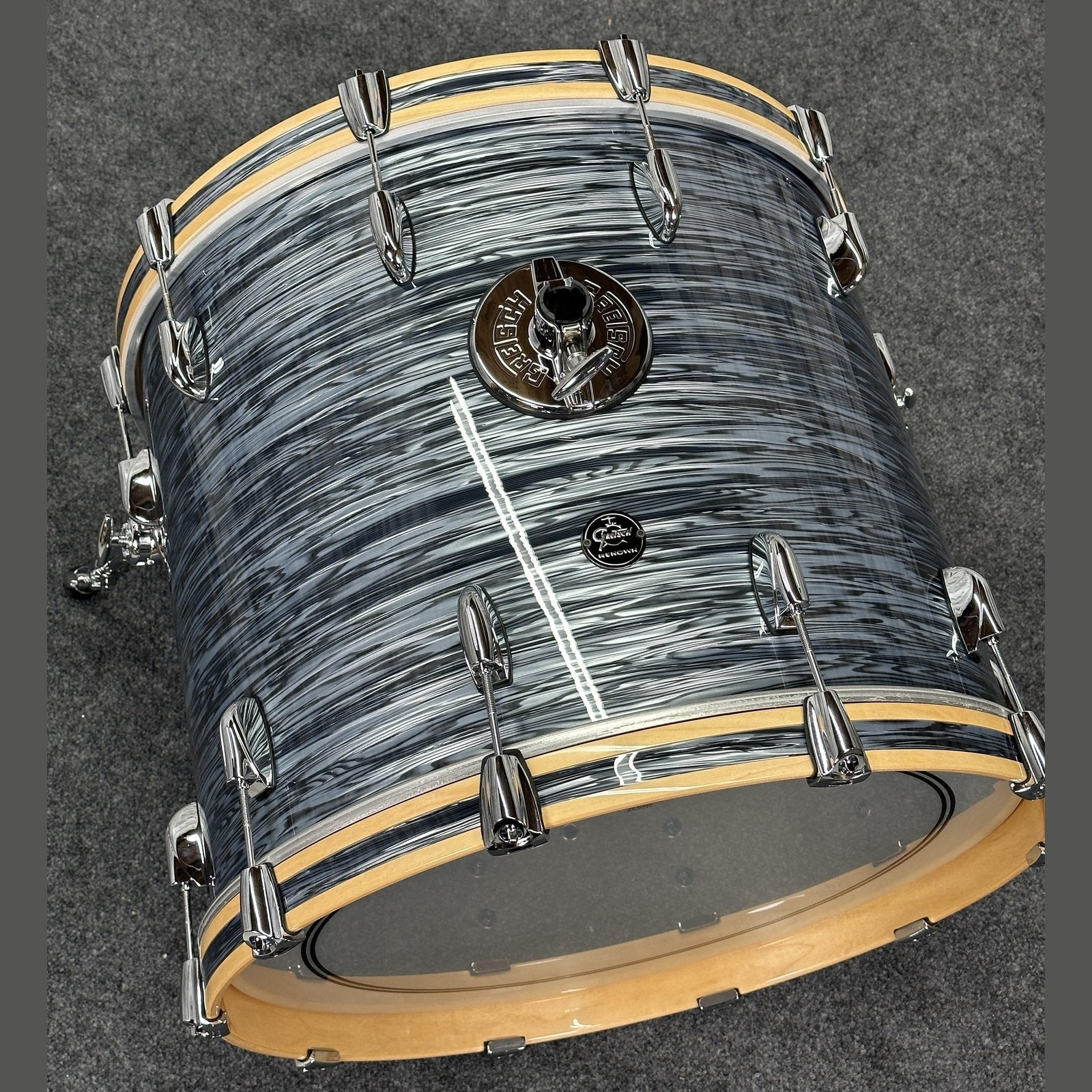 Used Gretsch Renown Bass Drum 22x18 Silver Oyster Pearl