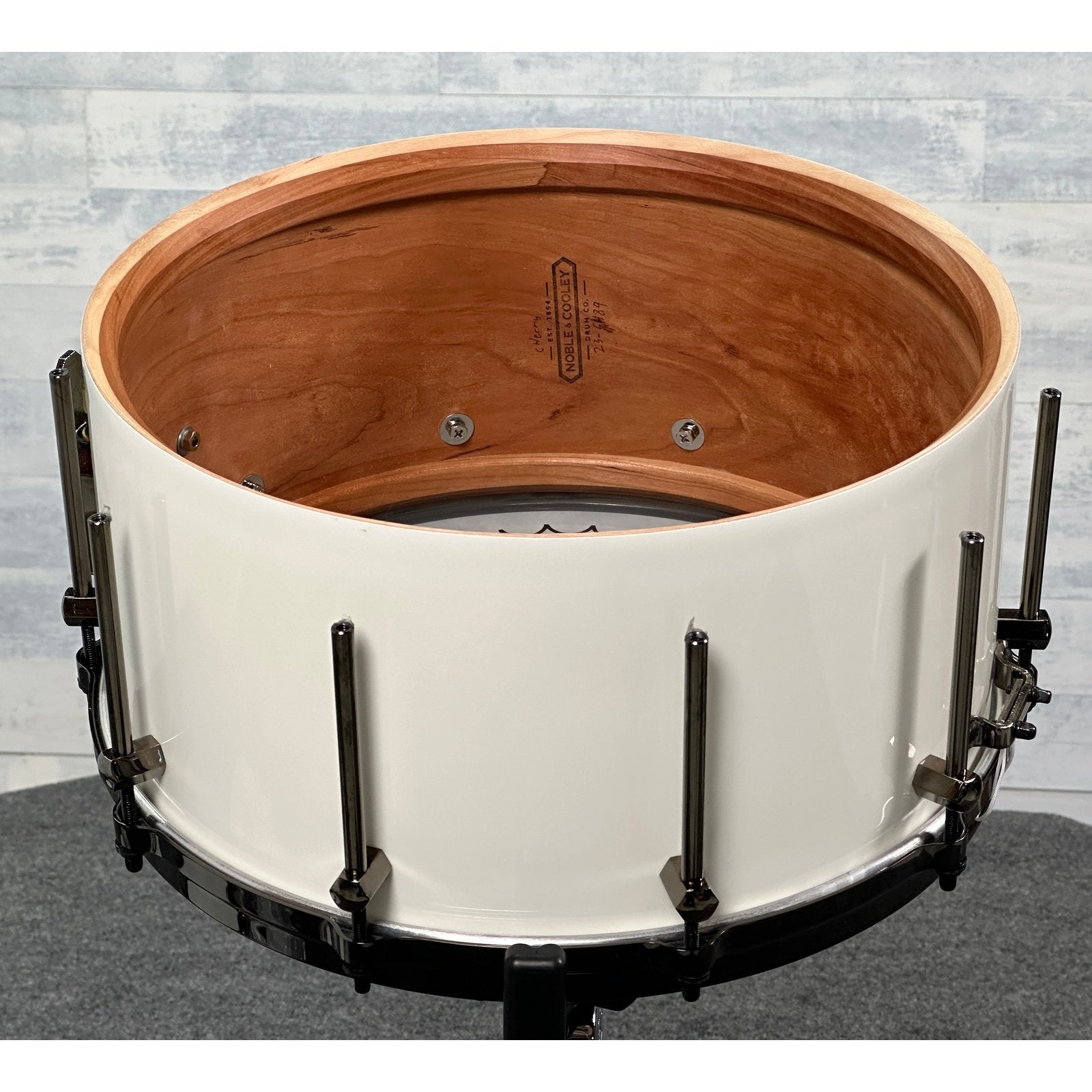 Noble & Cooley Solid Shell Classic Cherry Snare Drum 14x7 Antique White w/Die Cast Hoops