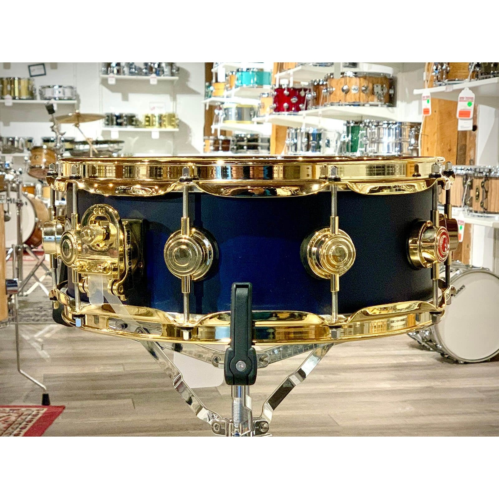 Used DW Collectors Birch Snare Drum 14x5.5 Hard Satin Regal Blue over Moabi w/Gold Hardware