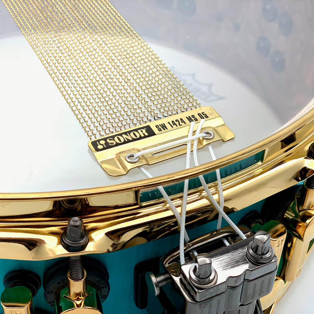 Used Sonor SQ2 Medium Maple Snare Drum 14x5 Vintage Azure w/Gold & Black Hw - Drum Center Of Portsmouth