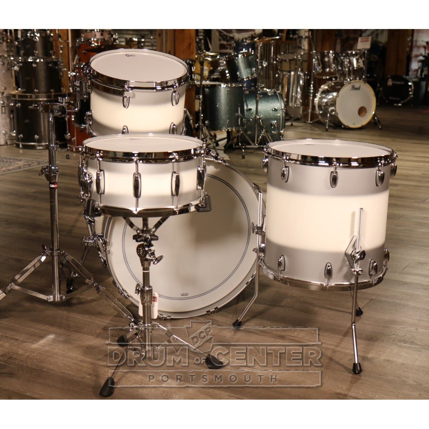 Gretsch Brooklyn 4pc Rock Drum Set Silver Mist Duco