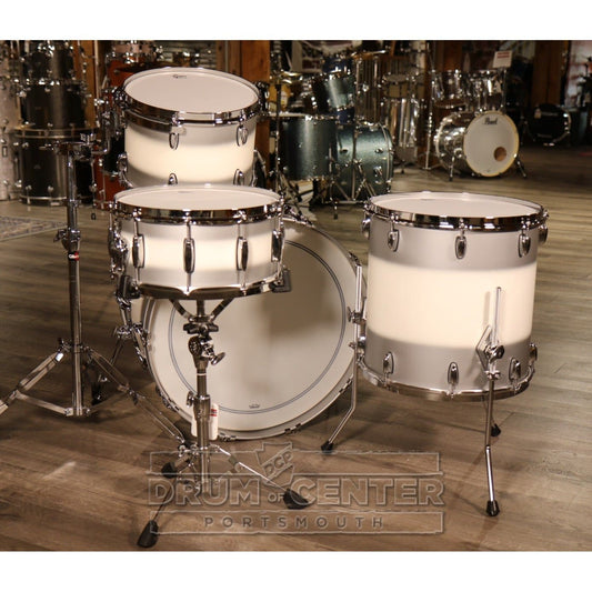 Gretsch Brooklyn 4pc Rock Drum Set Silver Mist Duco