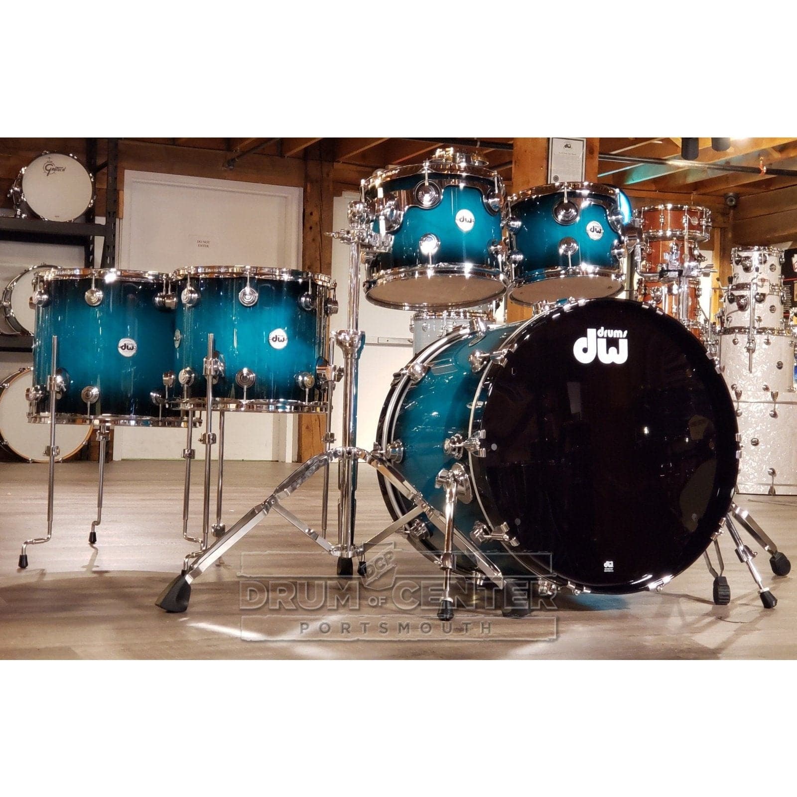 DW Collectors Pure Maple SSC 5pc Drum Set Regal Blue to Candy Black Burst