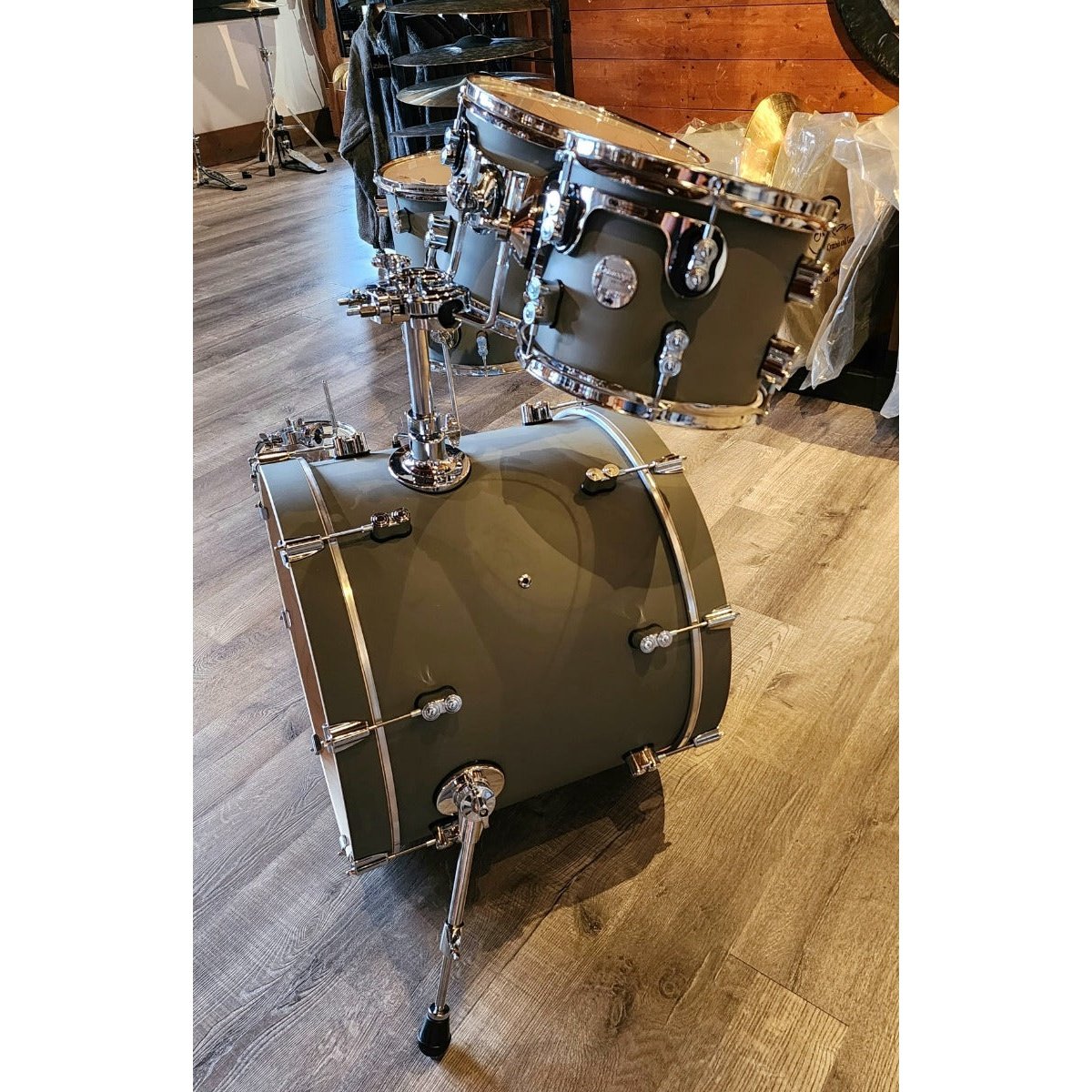 Used pdp store drum set