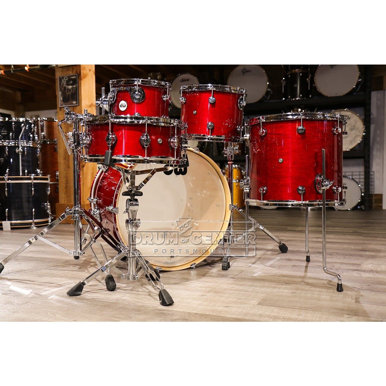 DW Design 5pc Drum Set w/22bd - Cherry Stain