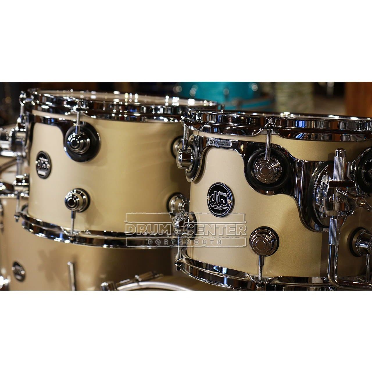 DW Performance 7pc Drum Set 22/8/10/12/14/16/14 Hard Satin Gold Mist