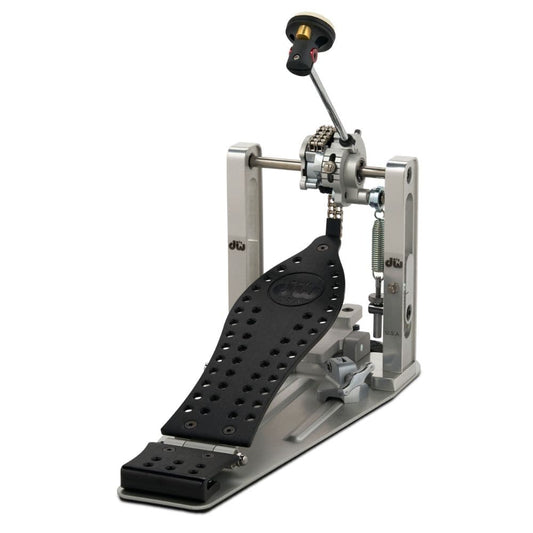 DW DWCPMCDBK MFG Series Chain Single Bass Drum Pedal Black