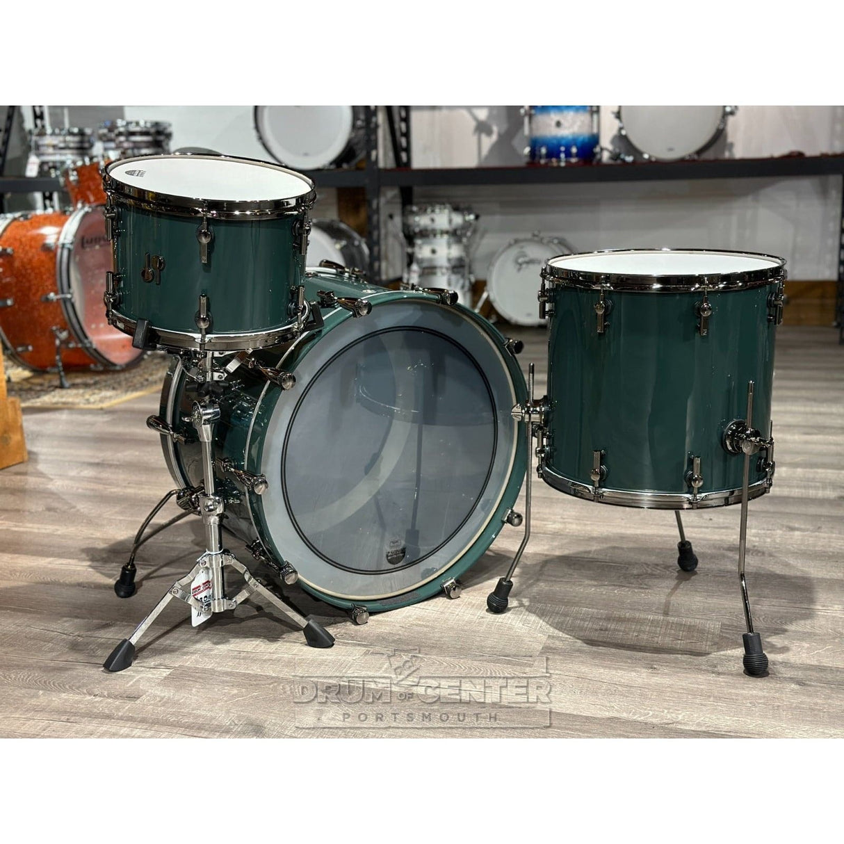 Sonor SQ2 Maple 3pc Drum Set Black Green w/Black Hardware