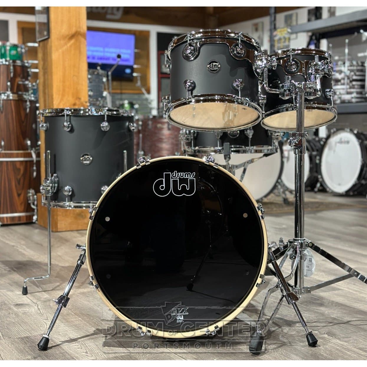 DW Performance 5pc Drum Set 20/10/12/14/14 Hard Satin Charcoal Metallic