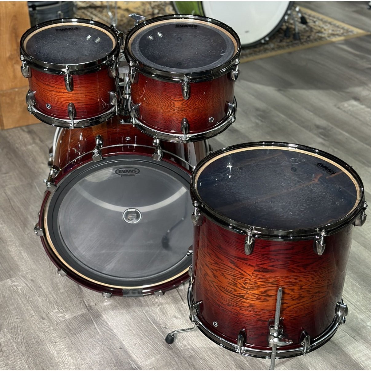 Used Yamaha Live Custom Oak 4pc Shadow Sunburst