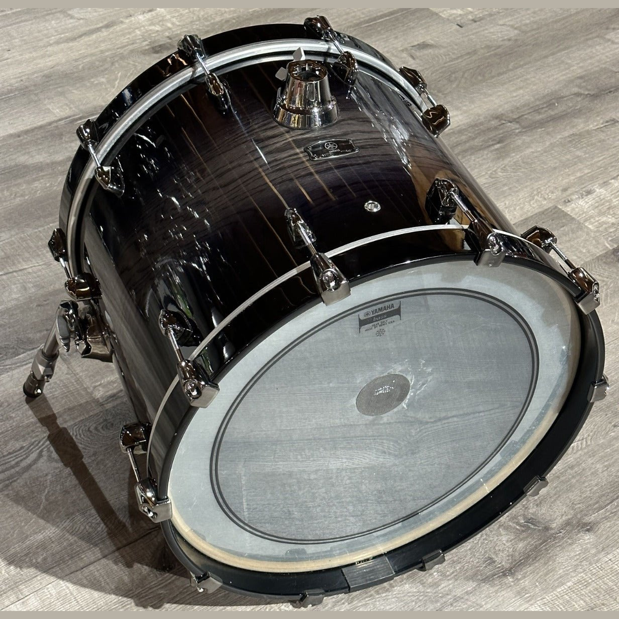 Used Yamaha Live Custom Oak 5pc Drumset Black Shadow Sunburst