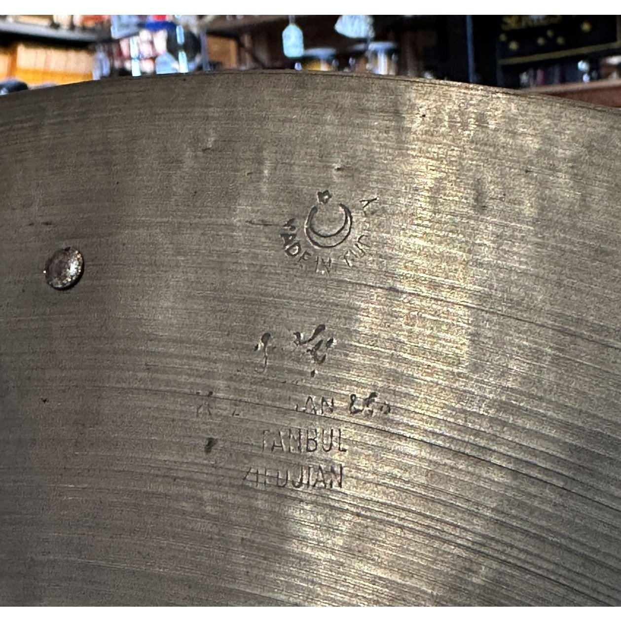 Used Vintage K Istanbul Zildjian Medium Cymbal w/Rivets 18 - 1728 grams