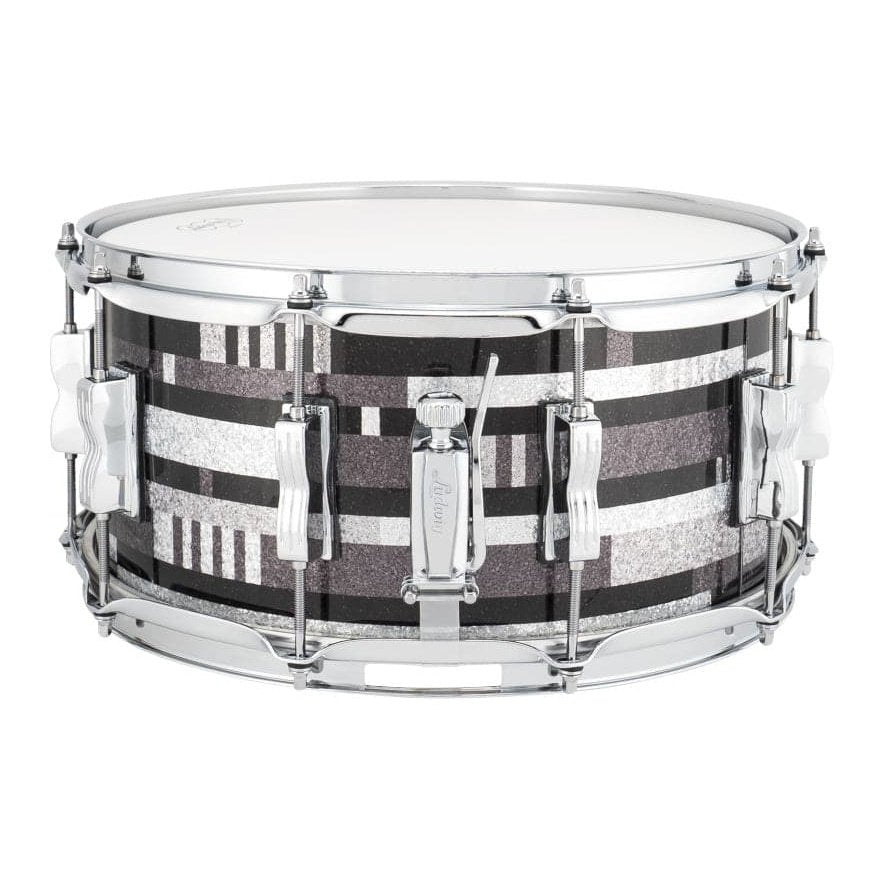 Ludwig Classic Maple Snare Drum - 14x6.5 - Digital Black Sparkle