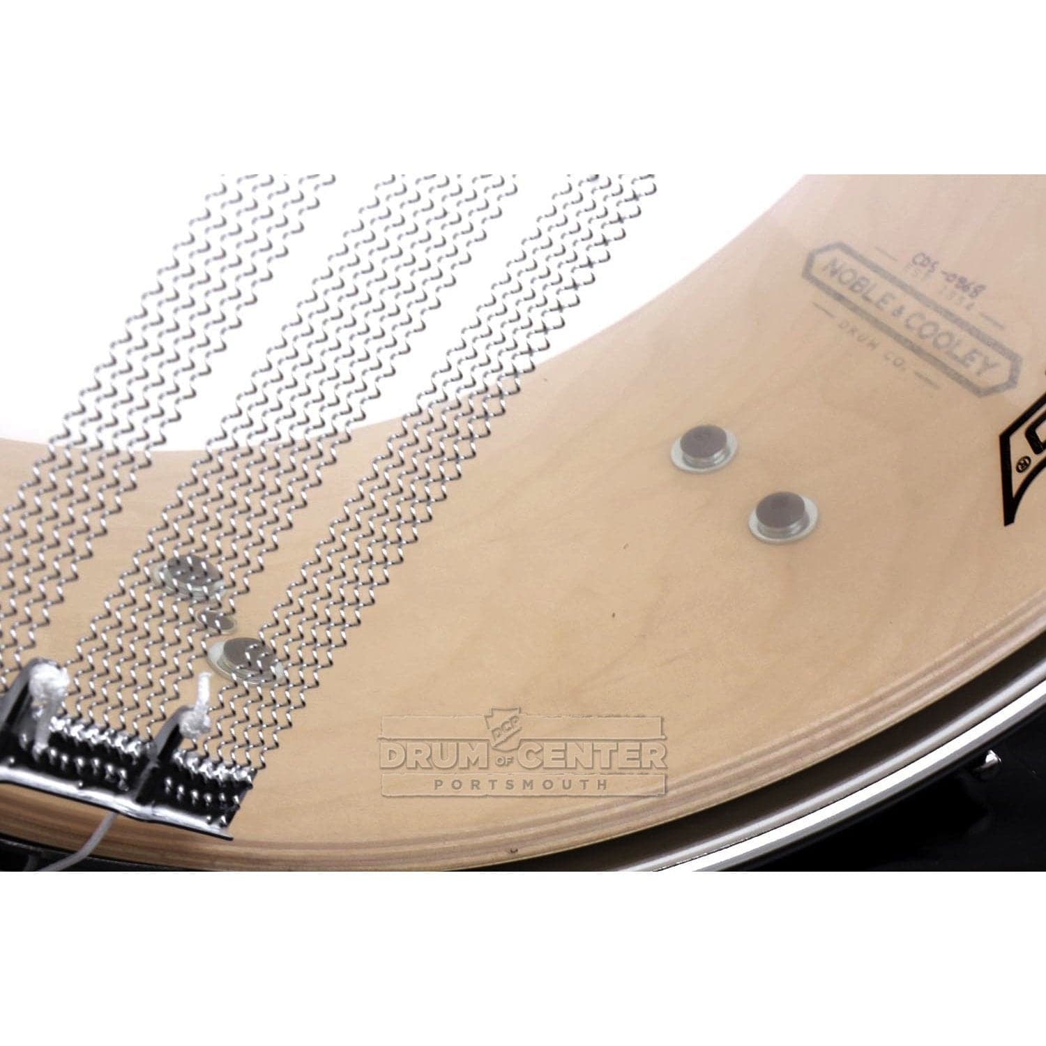 Noble & Cooley CD Maple Snare Drum 14x5 Honey Maple Oil